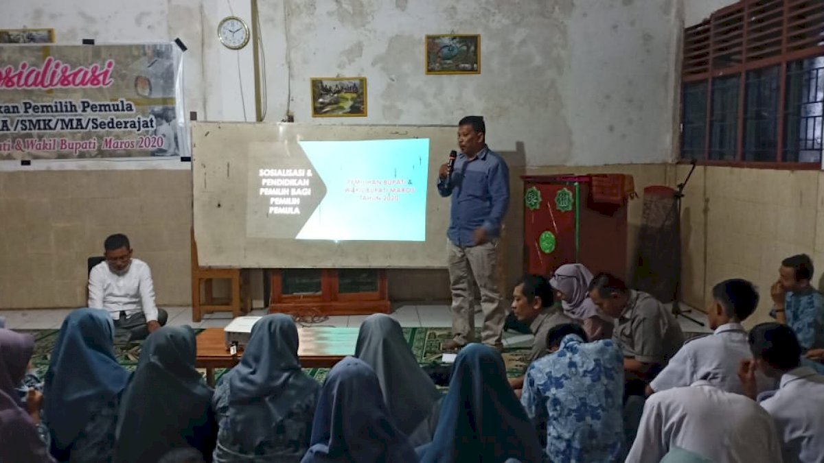 Sosialisasikan Syarat Memilih, KPU Maros Sasar Pesantren