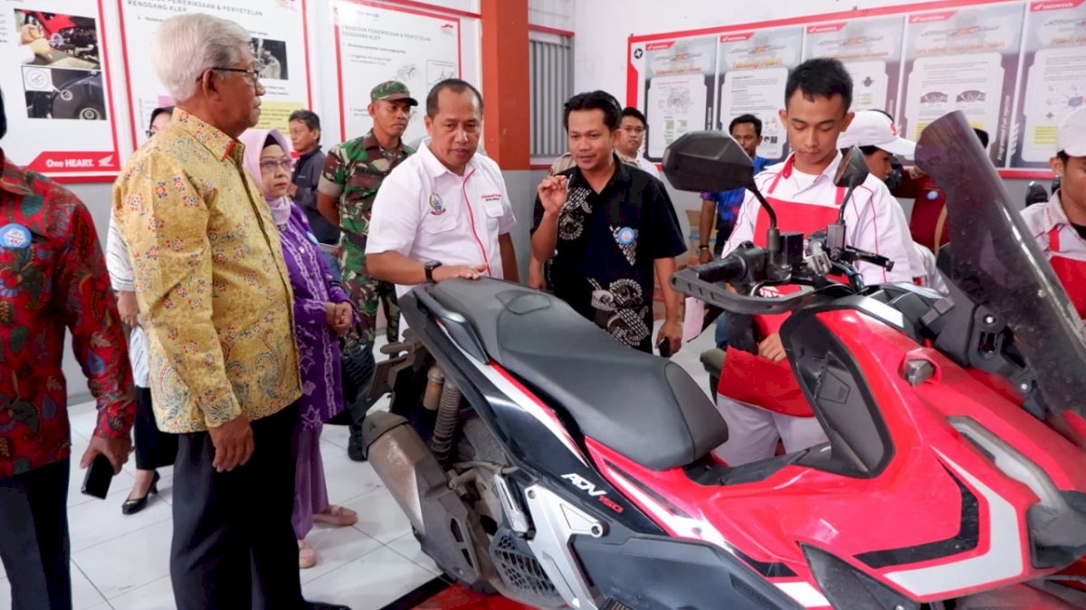 Astra Motor Makassar Resmikan Laboratorium Servis di SMK Tri Tunggal 45 Makassar