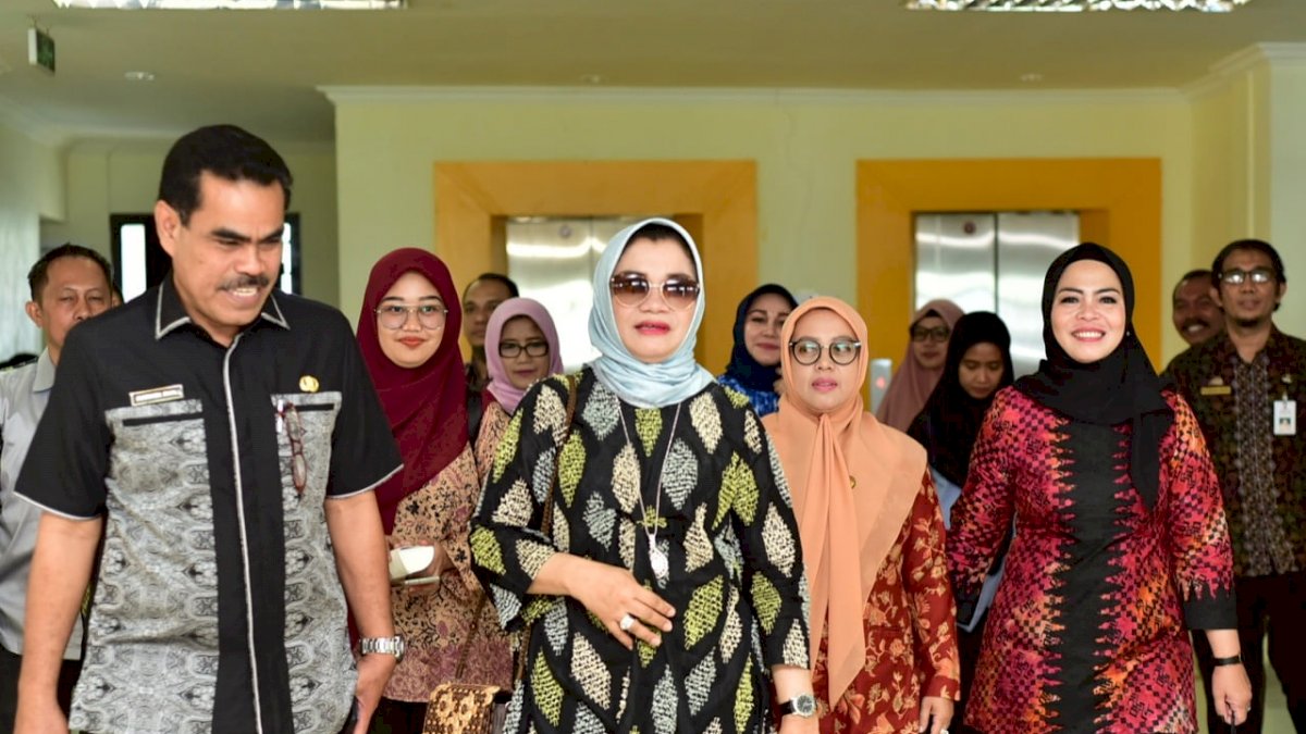 Pemprov Siapkan Rp18 Miliar untuk Kembalikan Kejayaan Sutera 