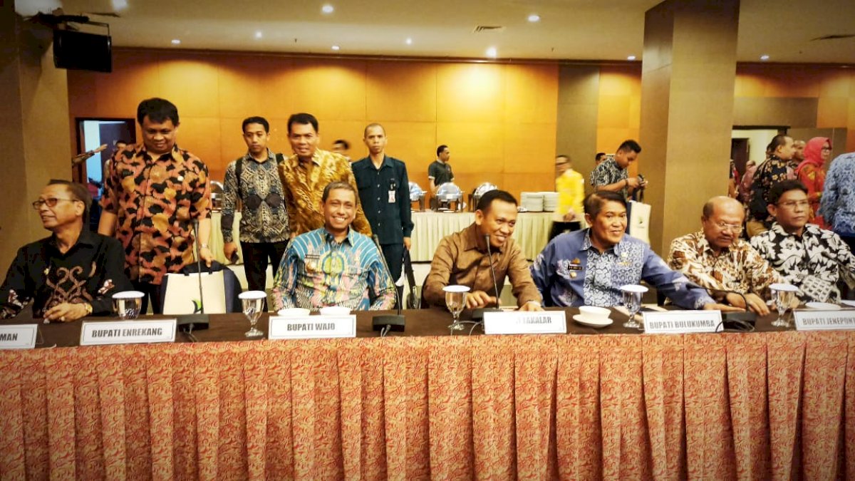 Bupati Wajo Hadiri Rapat RUPS LB PT Bank Sulselbar di Makassar