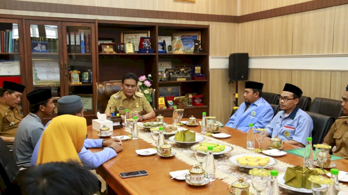 BKPRMI Apresiasi Kebiasaan Suardi Saleh Keliling Masjid