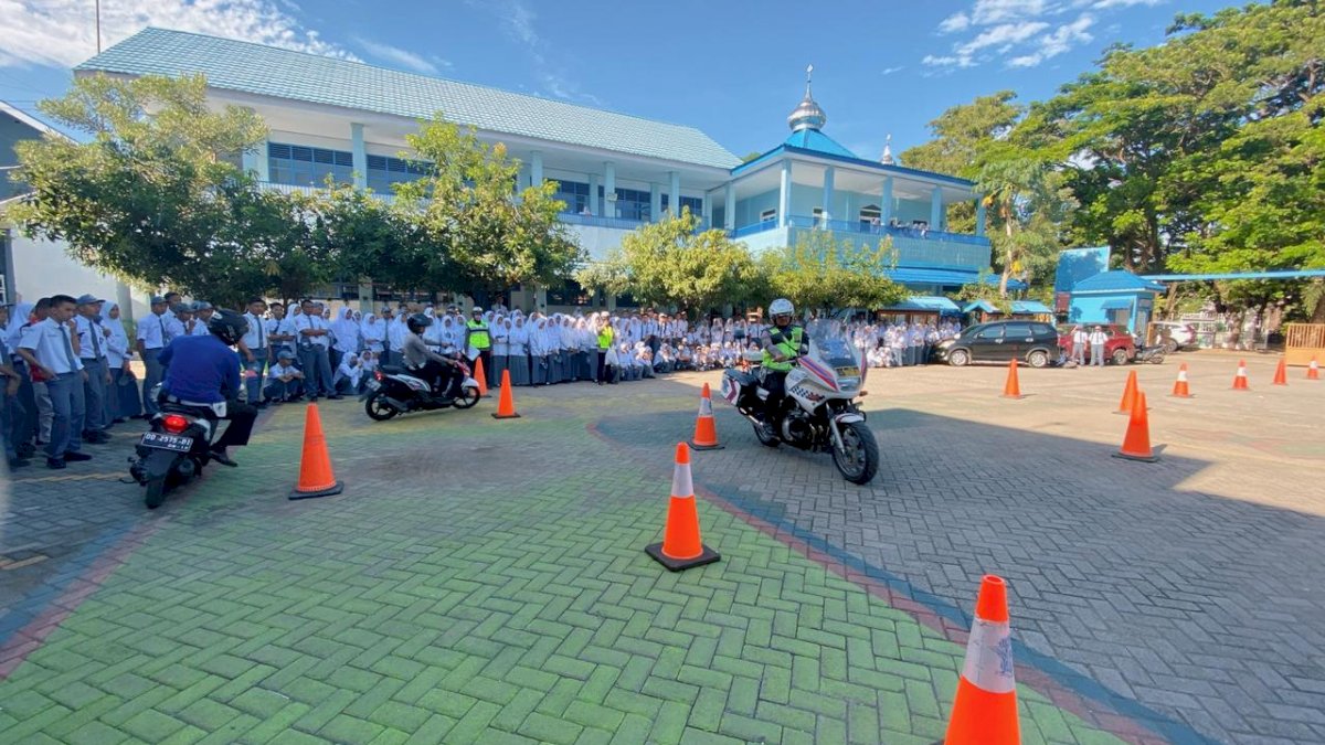 Polres Maros Kampanye Keselamatan Berkendara di Kalangan Pelajar