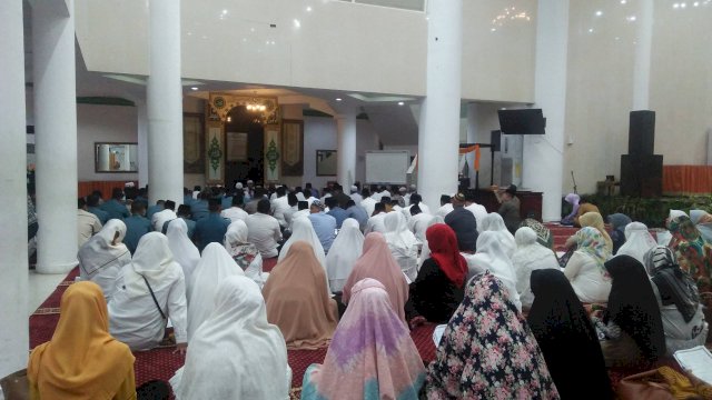 istimewa