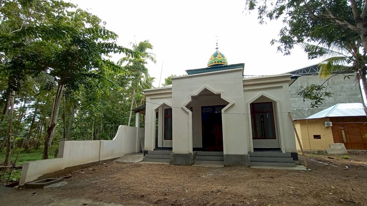 Sempat Terkena Musibah, Kakek Arsyad Kini Dirikan Mushalla