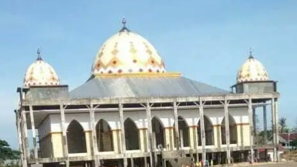 Belasan Tahun Mangkrak, Masjid Islamic Center Sinjai Bakal Difungsikan 3 Januari