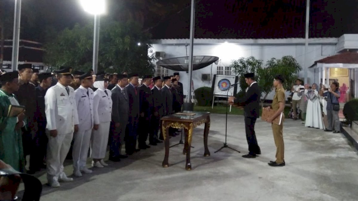 Bupati Sinjai Lantik Ratusan Pejabat di Malam Pergantian Tahun