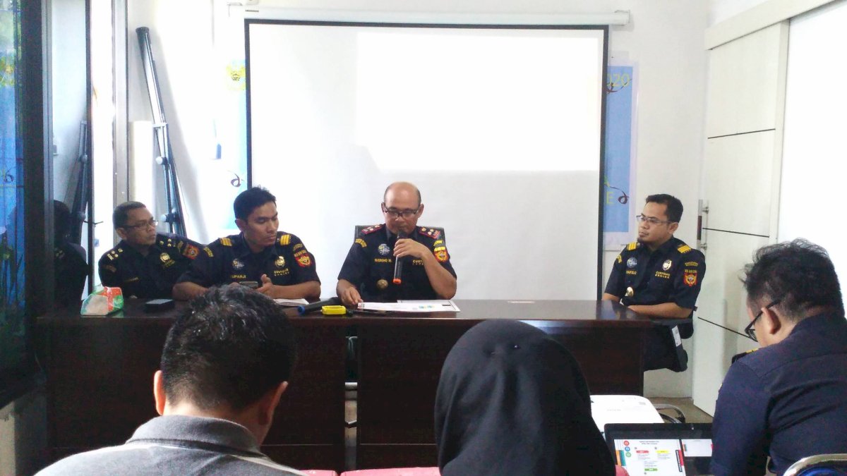 Kantor Bea dan Cukai Parepare Klaim Pajak Over Target