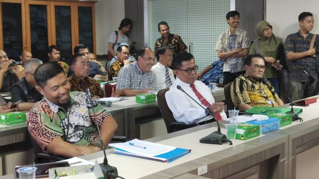 Rapat pembahasan Stadion Mattoanging bersama sejumlah pihak di DPRD Sulsel. (ist)