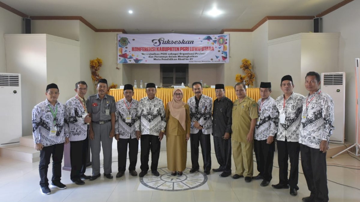 IDP Buka Konfrensi Kabupaten PGRI Luwu Utara