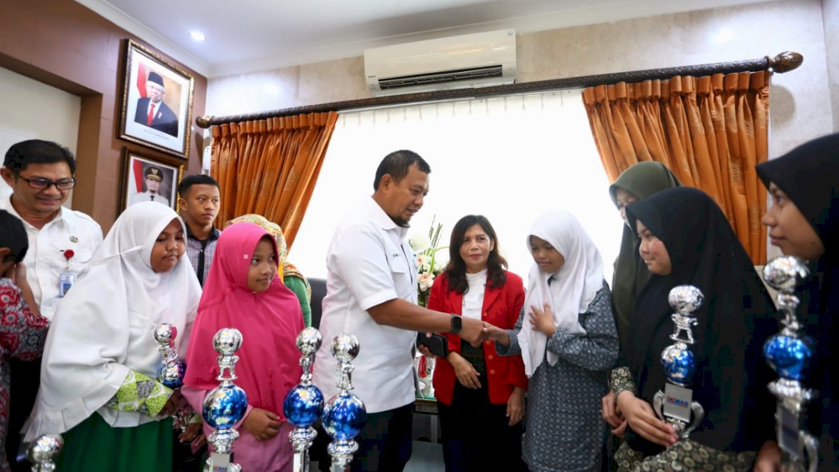 10 Pelajar Makassar Juara Lomba Aritmatika Sempoa di Kamboja