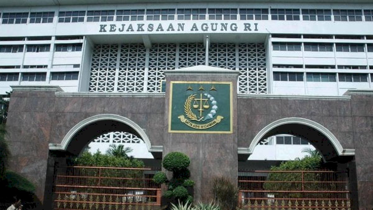 Kejagung Tahan Eks Dirut Jiwasraya Hendrisman Rahim