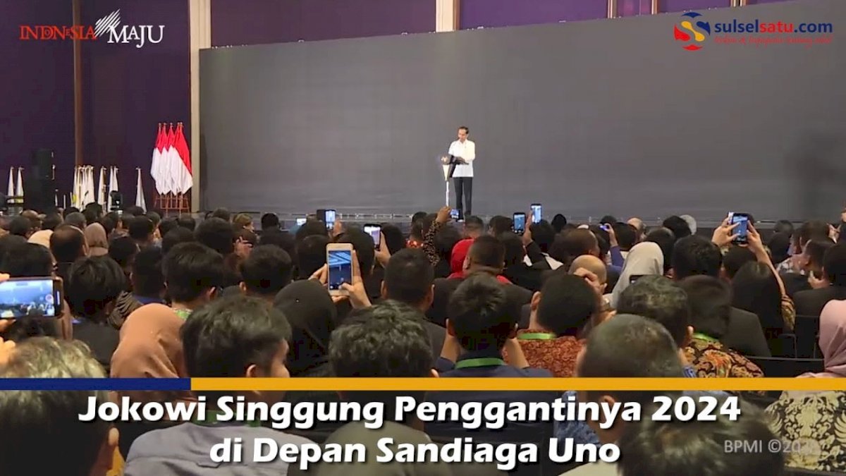 VIDEO: Jokowi Singgung Penggantinya 2024 di Depan Sandiaga Uno