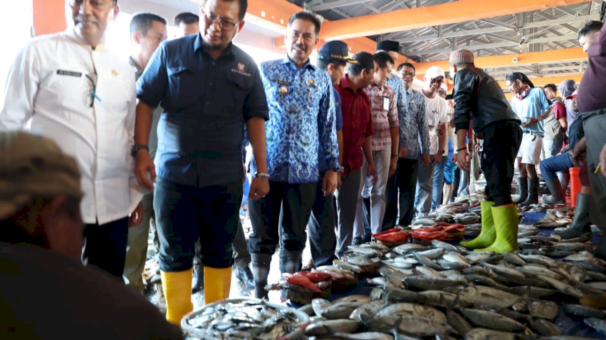Iqbal Janji Renovasi Pusat Pelelangan Ikan Paotere