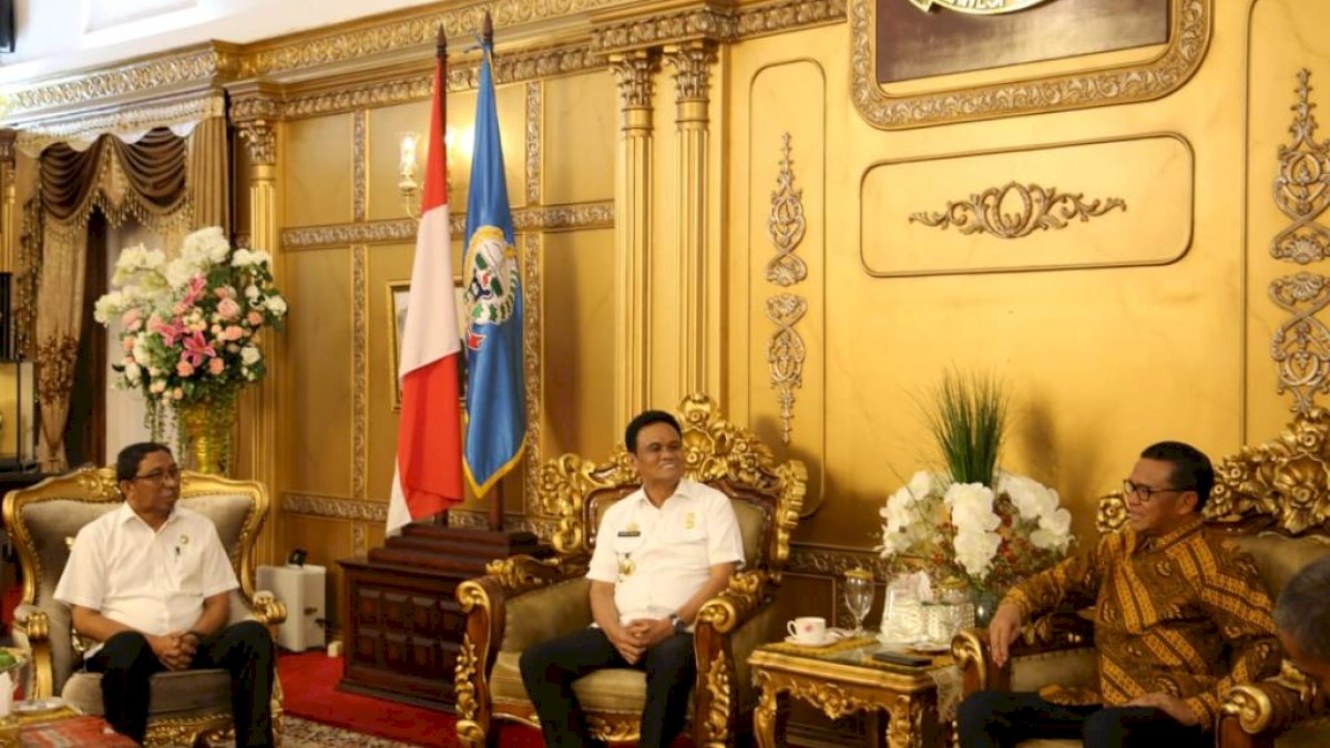 Bupati dan Wabup Barru Temui Gubernur Sulsel, Ini yang Dibahas