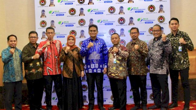 istimewa