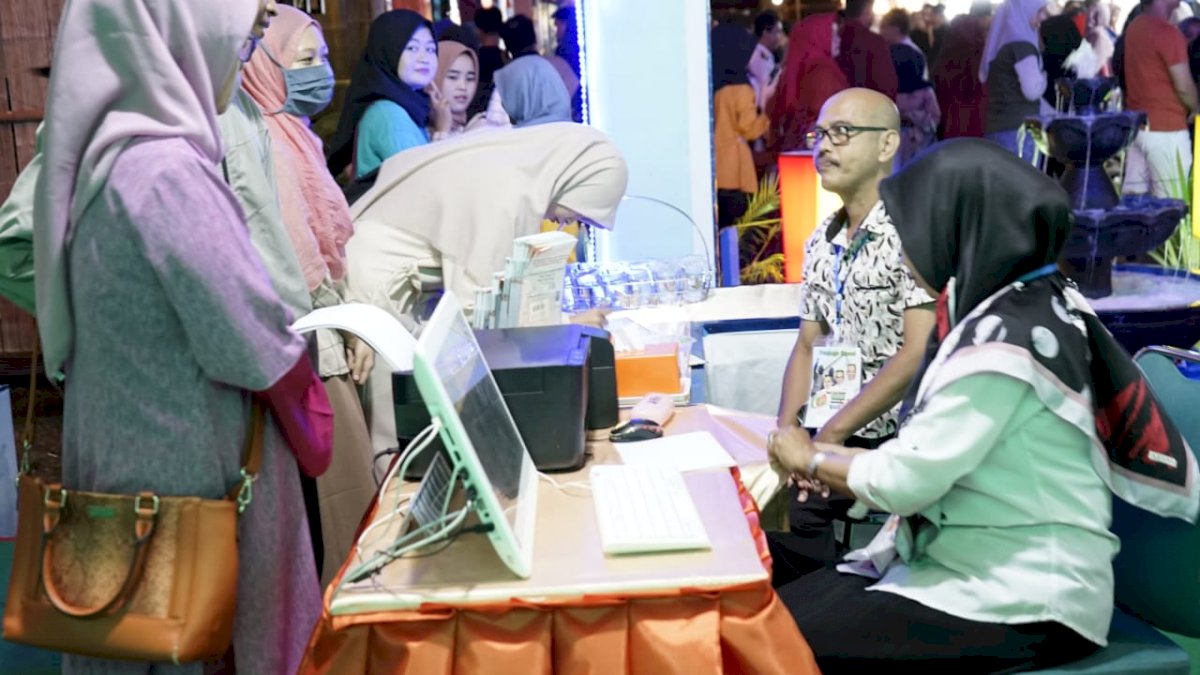 Stand PDAM di Parepare Fair Buka Layanan Aduan