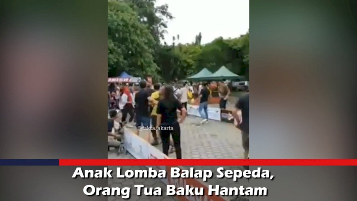 VIDEO: Anak Lomba Balap Sepeda, Orang Tua Baku Hantam