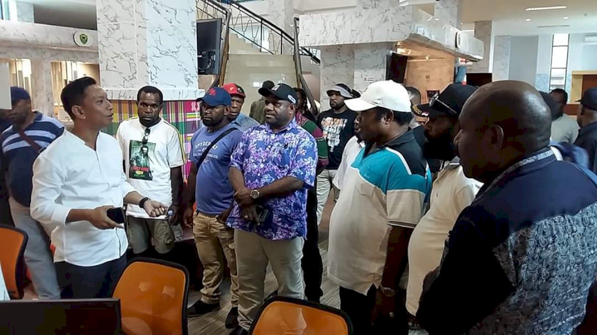 DPRD Lany Jaya Tinjau Mal Pelayanan Publik Barru