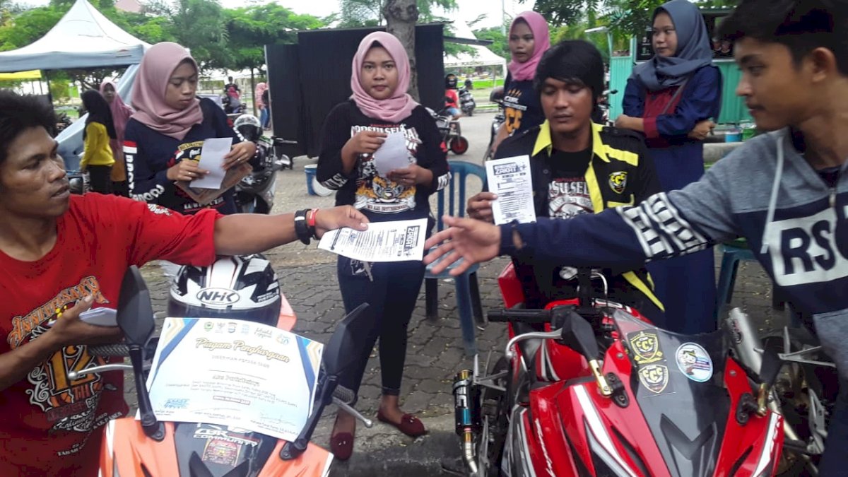Komunitas Motor di Barru Ajak Anggotanya Bayar Zakat