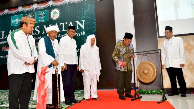 istimewa