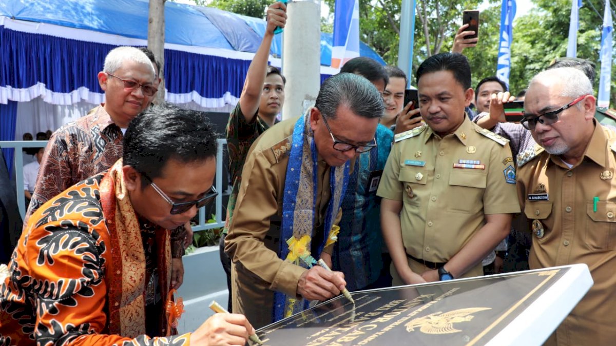 Nurdin Abdullah Minta BRI Perhatikan Nasib Petani dan Nelayan