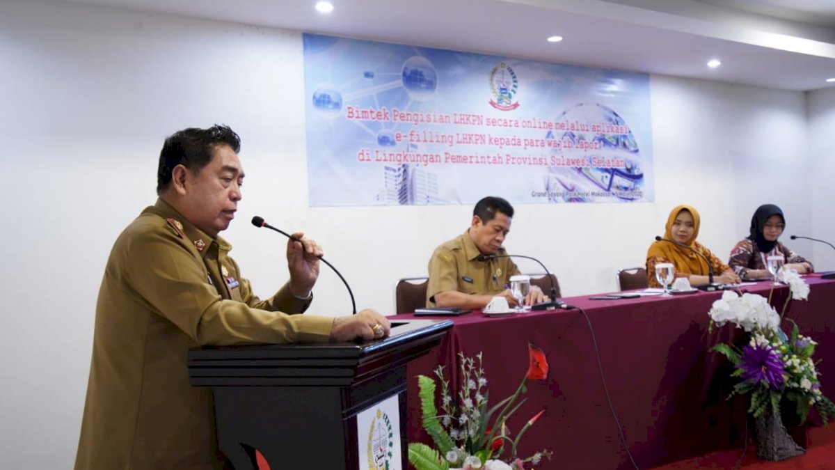 Sekprov Buka Bimtek Pengisian LHKPN Bagi Kepala OPD