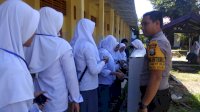 Polsek Sinjai Utara Sosialisasikan Cara Cuci Tangan Dikalangan Pelajar