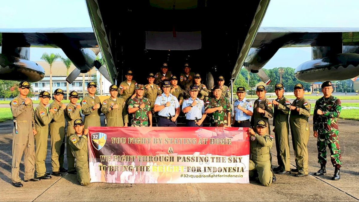 Tangani Corona, Hercules C-130 Jemput 9 Ton Alkes Di China