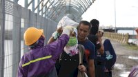 Cegah Corona Masuk Barru, Penumpang di Pelabuhan Diperiksa Tim Kesehatan