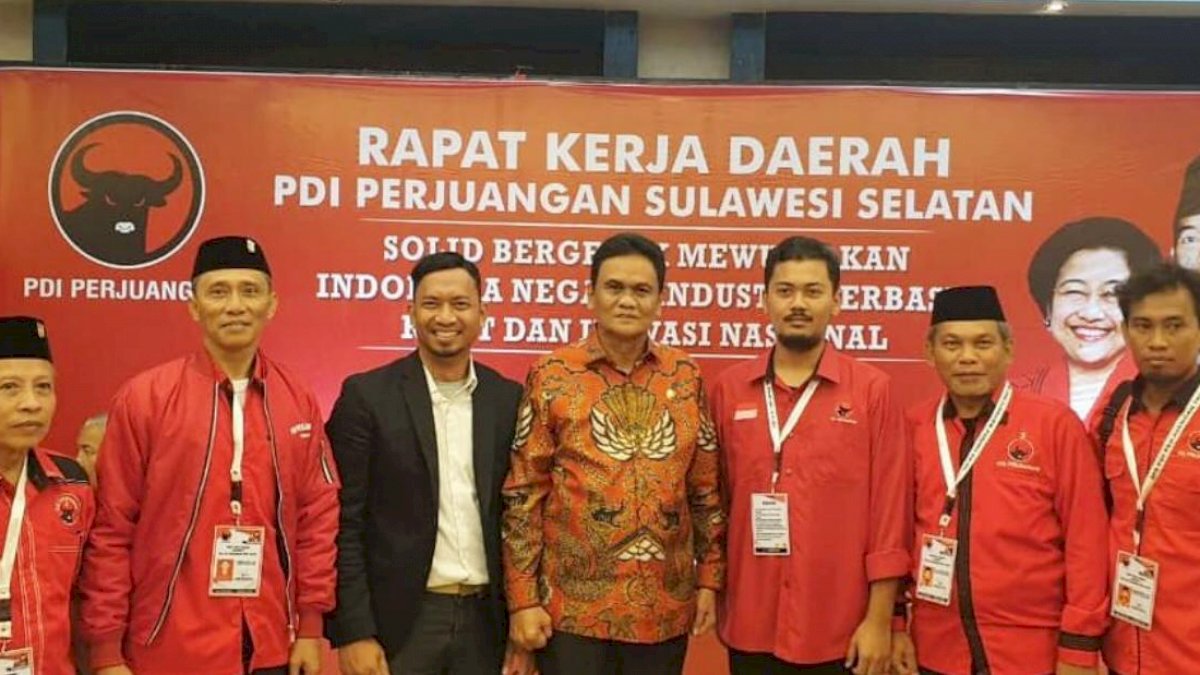 Ketua PDIP Barru Minta Kader Bantu Pemerintah Cegah Corona