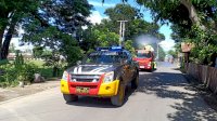 Jalan Protokol di Sinjai Disemprot Disinfektan