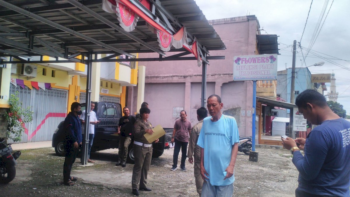 Cegah Corona, Satpol-PP Pastikan Tempat Pijat di Parepare Tutup