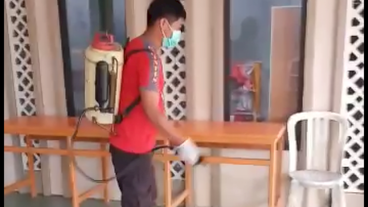 Turun ke Jalan Ingatkan Masyarakat Bahaya Covid-19