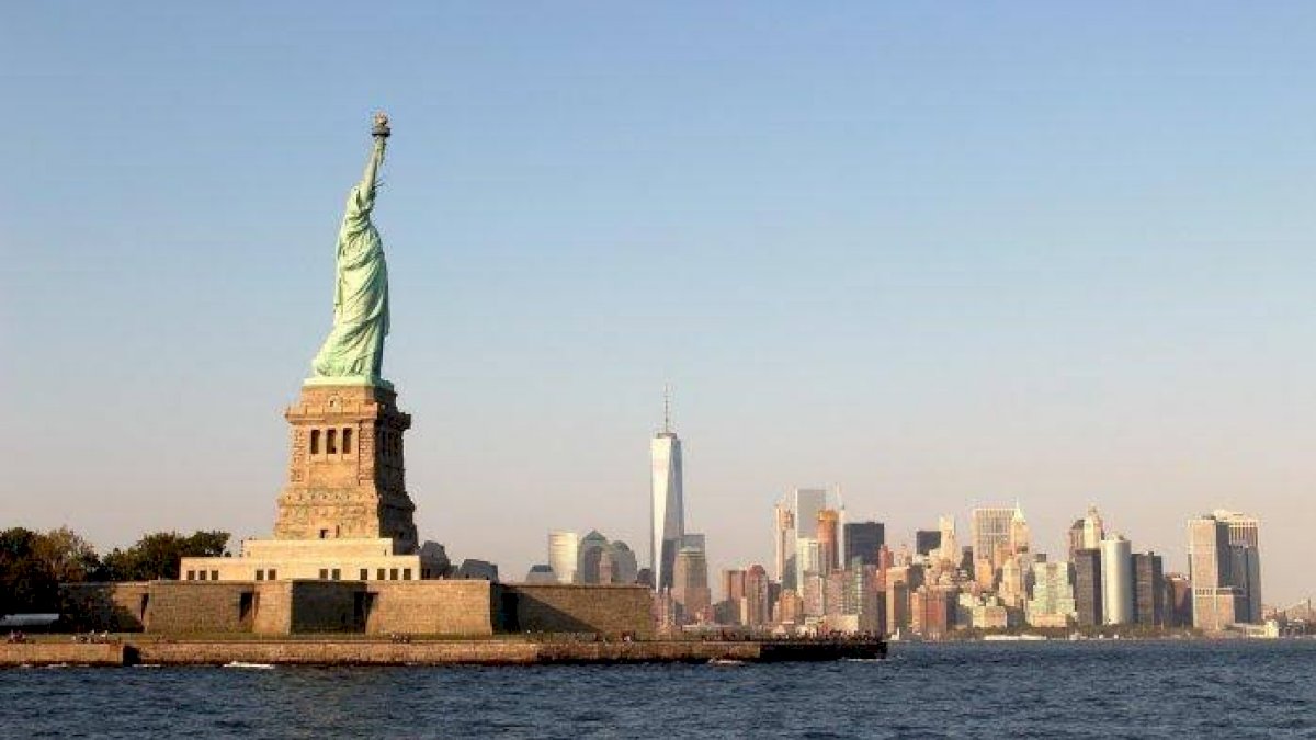 Corona Renggut 2.010 Nyawa di AS, New York Terbanyak