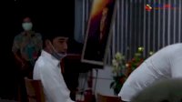 VIDEO: Jokowi Hadiri Tahlilan dan Doa Bersama untuk Ibunda