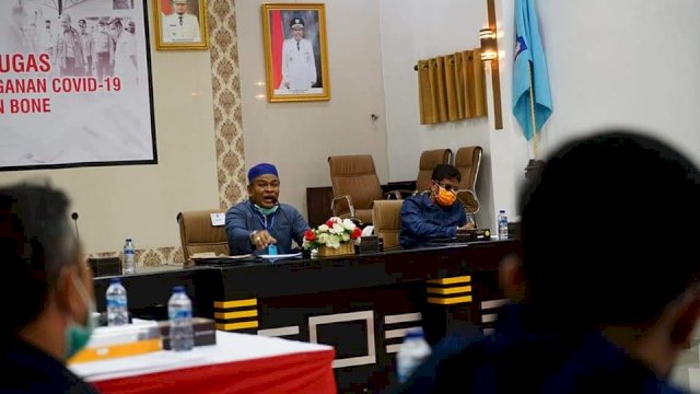 Ratas bersama kepala OPD di Aula La Teya Riduni Rujab Bupati Bone. (ist) 