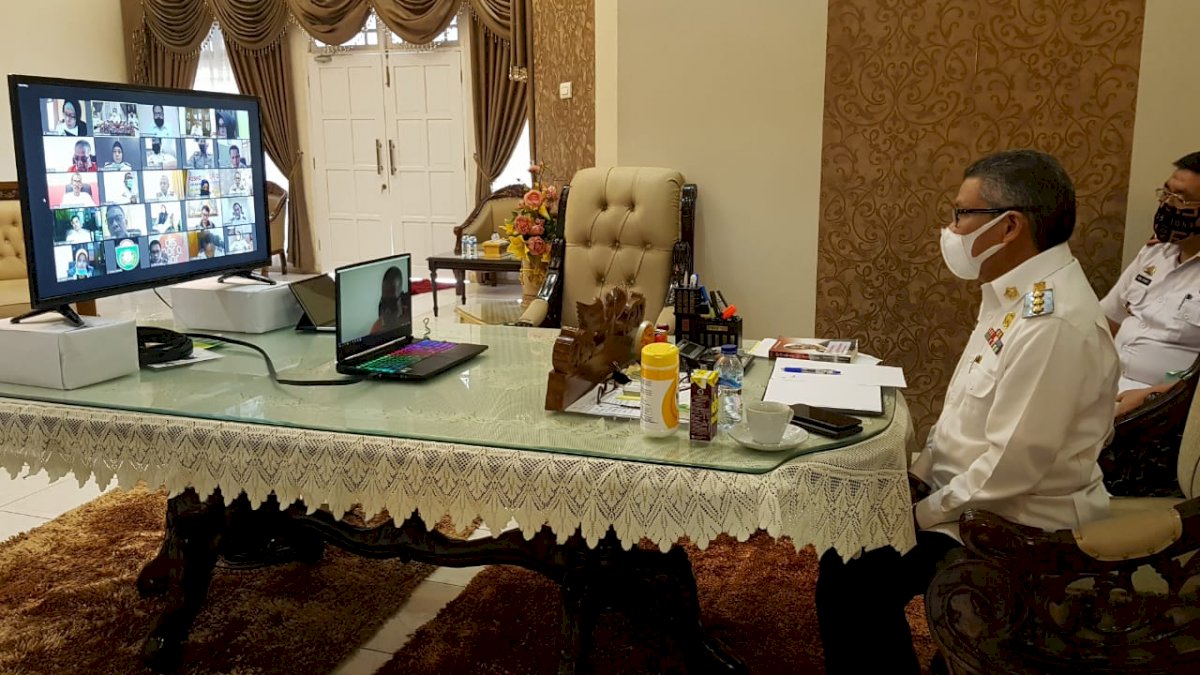 Taufan Pawe Minta Penyaluran Bansos Tepat Sasaran