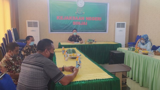 Rapat koordinasi lintas OPD bersama Kejari Sinjai. (ist) 
