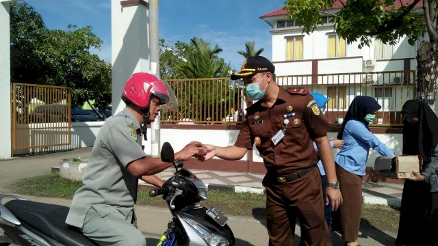 istimewa
