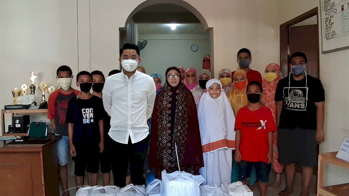 APT Pilih Rayakan Hari Jadi Bersama Anak Yatim