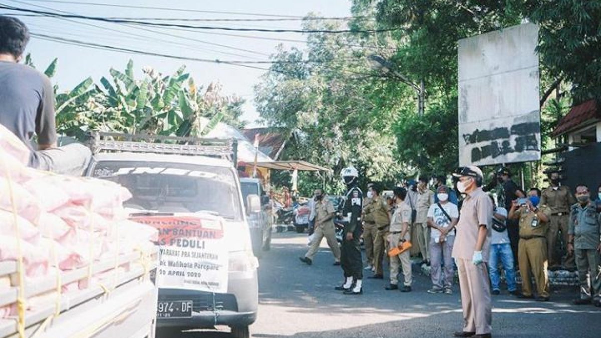 Launching Pasar Murah, Taufan Pawe: Laporkan Jika Ada Penjual yang Berani Main