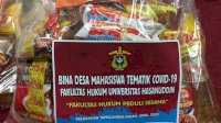 Program Bina Desa Fakultas Hukum Unhas Bagikan Bahan Pokok Untuk Mahasiswa