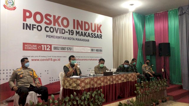 Rapat evaluasi penerapan PSBB di Posko Induk Covid-19 Kota Makassar. (ist)