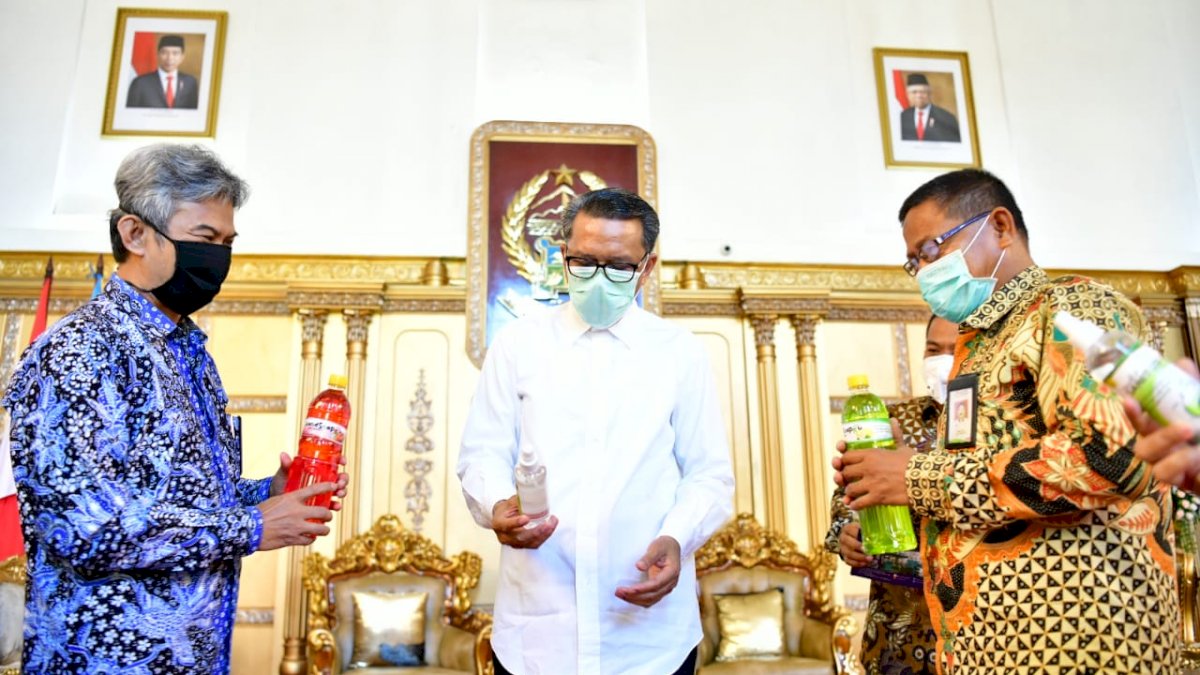 Gubernur Minta Kepala Daerah Selamatkan Petani di Tengah Covid-19