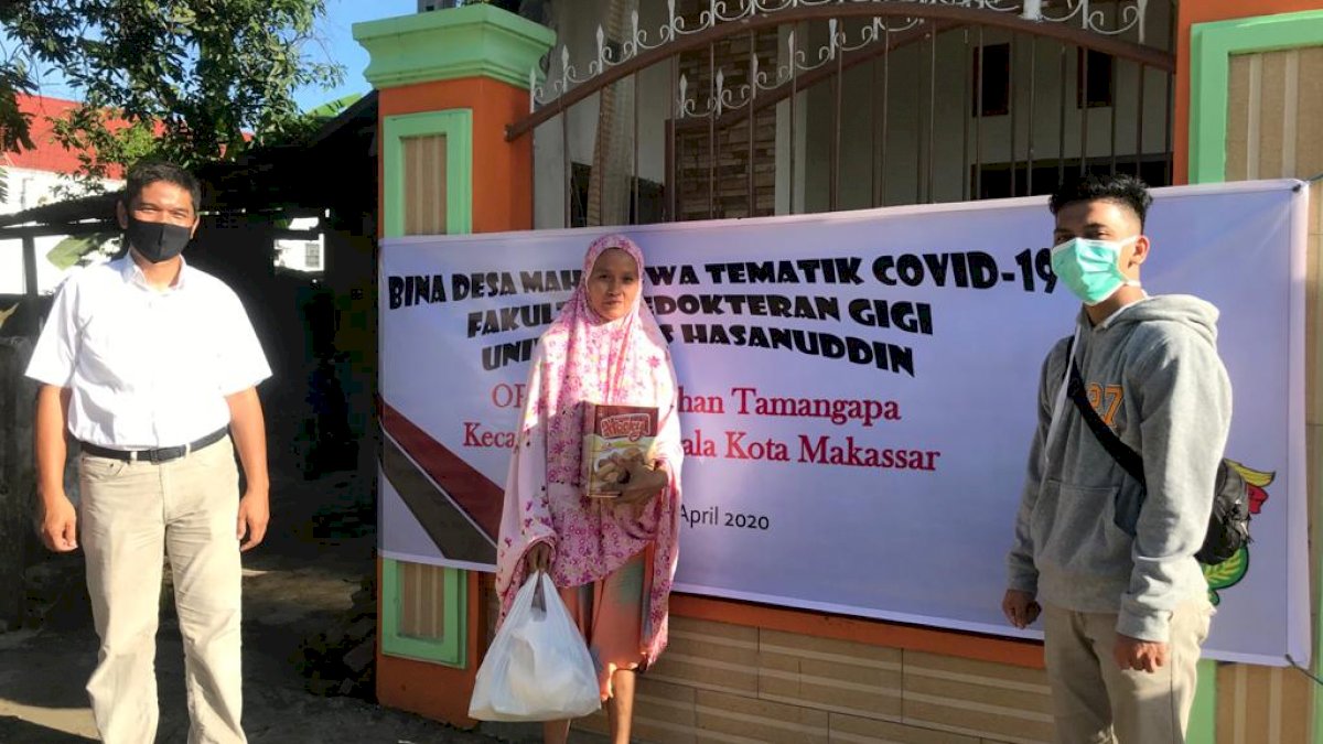 FKG Unhas Sosialisasi PHBS dan MGDS Dalam Program Bina Desa Tematik Covid-19