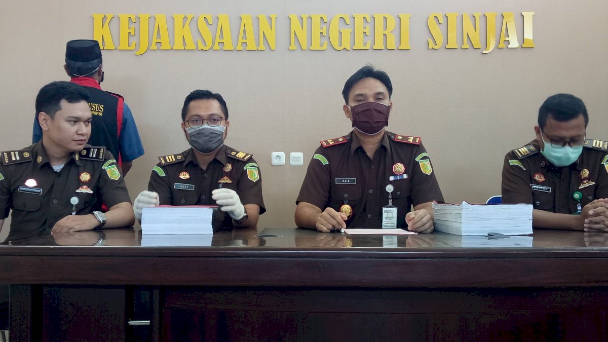 Kejari Terima Berkas Perkara Korupsi Kades di Sinjai