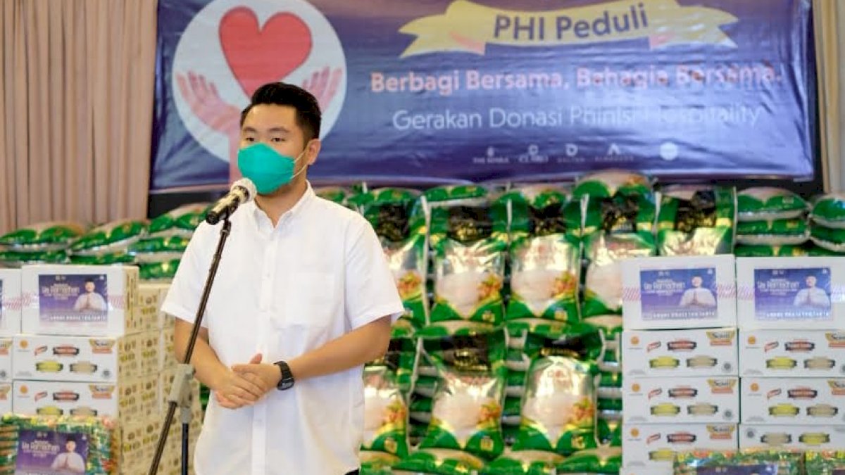 Phinisi Hospitality Indonesia Beri Bantuan ke Karyawannya