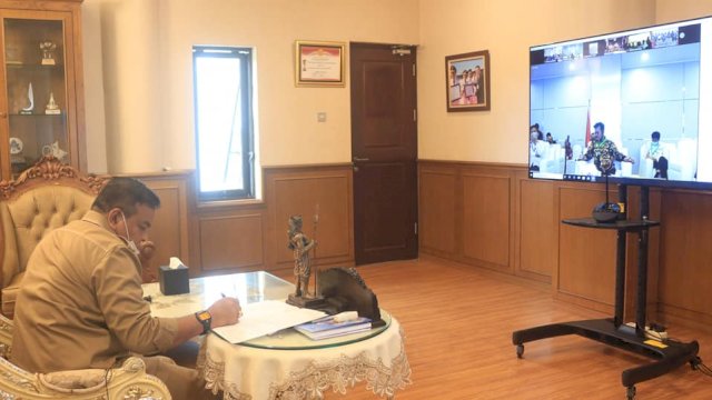 Bupati Bone Andi Fahsar rapat bersama Menteri Pertanian Syahrul Yasin Limpo. (ist) 