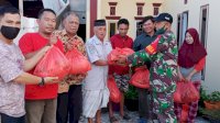 Gugus Jeneponto Salurkan Paket Sembako kepada Warga Covid-19
