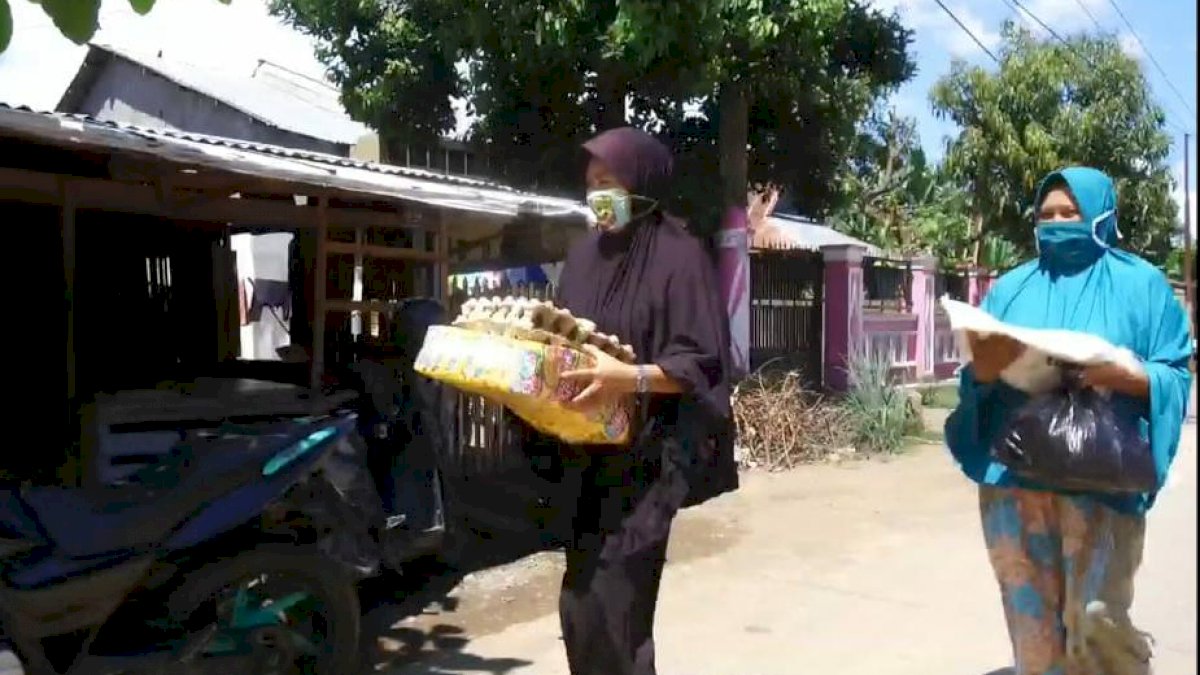 Warga Pallangga Kembalikan Paket Sembako dari Pemerintah, Ini Alasannya